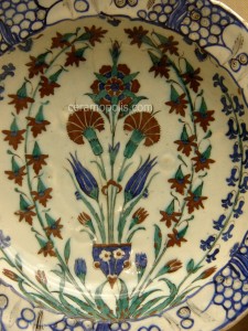 Iznik Plate - Carnations & Tulips