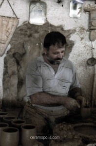 Samos Karlovasi Forming Pots - Αγγειοπλάστης στην Σάμο